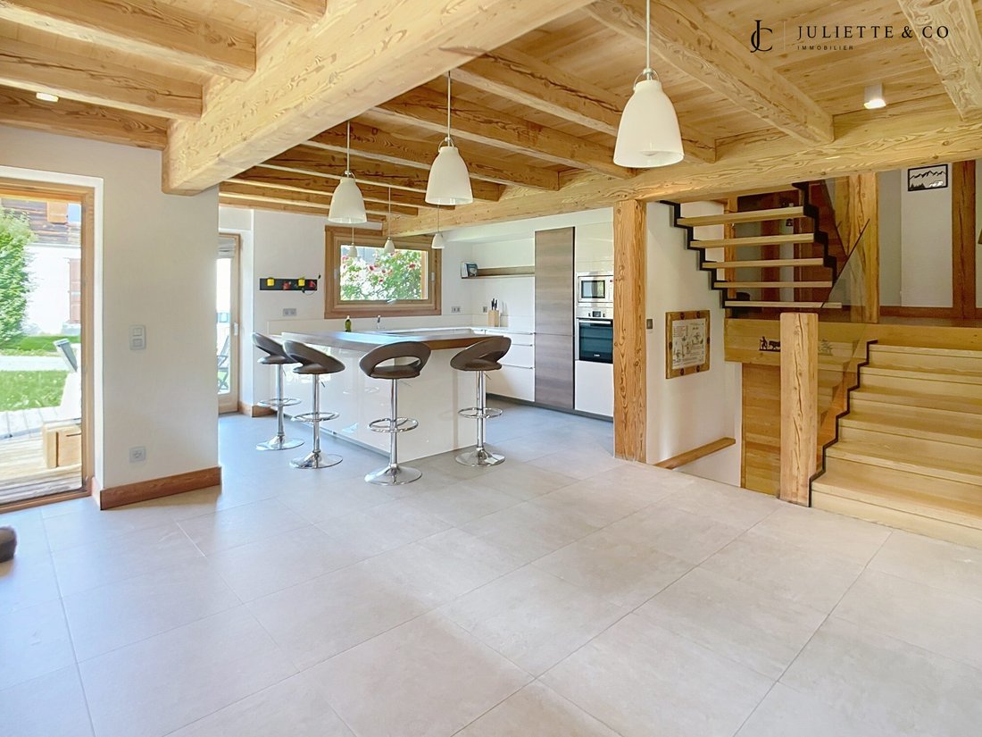 Chalet in Chamonix-Mont-Blanc, Auvergne-Rhône-Alpes, France 5 - 18012294