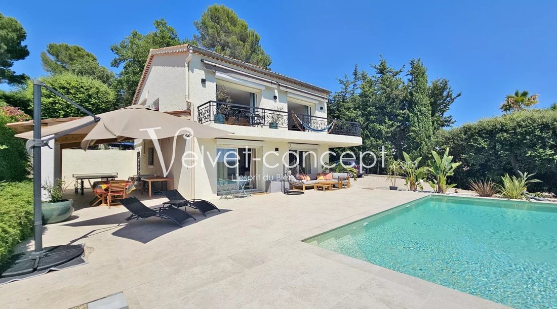 Villa in Bois Fleuri-Chevre d'Or-Saint Philippe, Biot, France 2 - 18405069