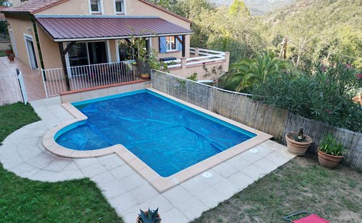 Villa in Reynes, Occitania, France 1