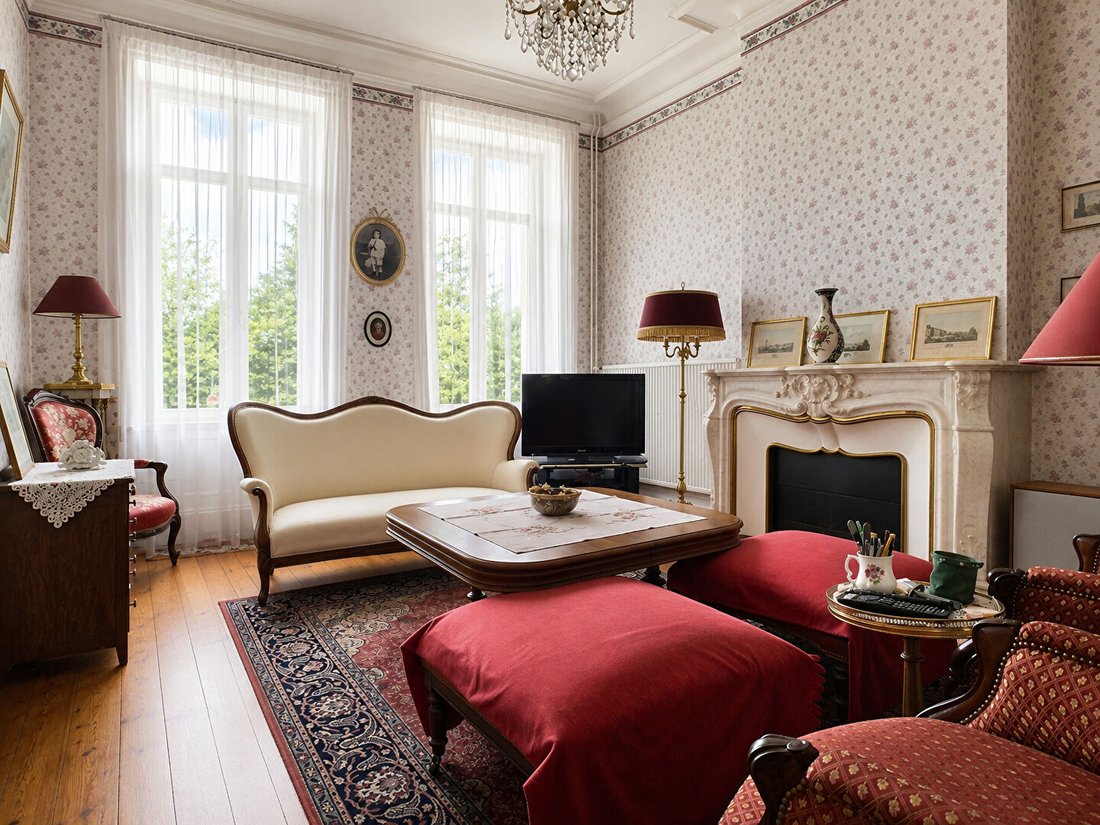 Villa in Le Bourg-Le Vieux Bourg, Lormont, France 1 - 18198490