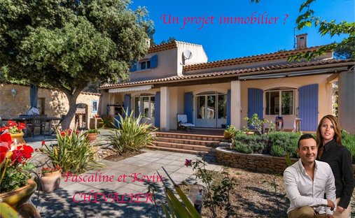 Villa in Grans, Provence-Alpes-Côte d'Azur, France 1