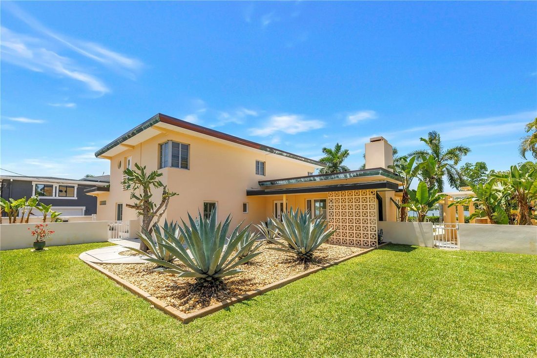 House in St. Petersburg, Florida, United States 2 - 18403961