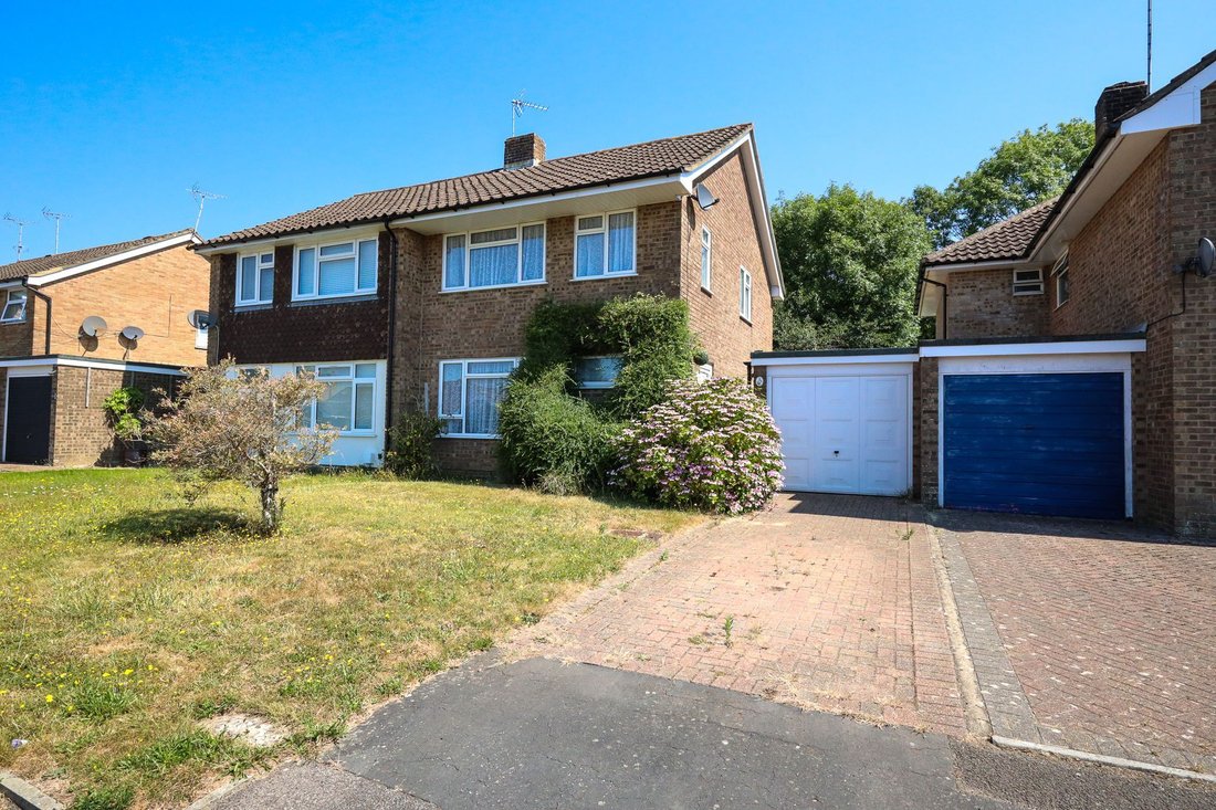 House in Burgess Hill, England 1 - 18404714