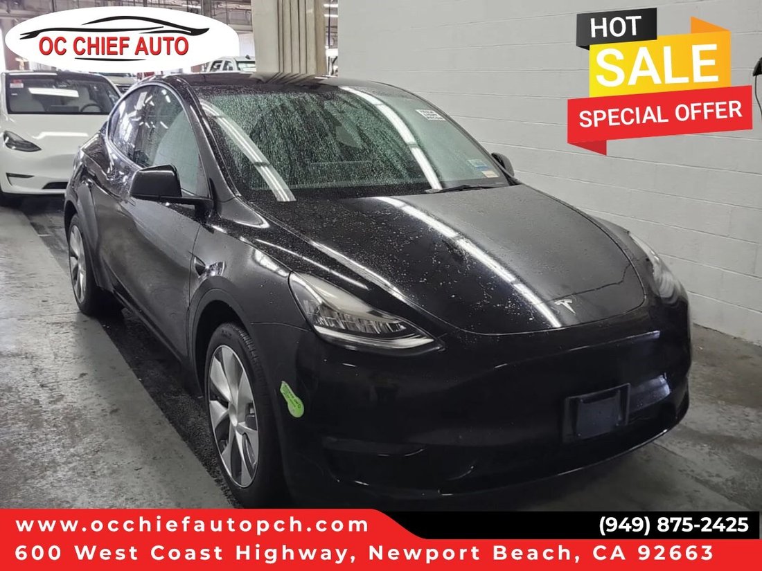 Suv in Newport Beach, CA, United States 1 - 18412268