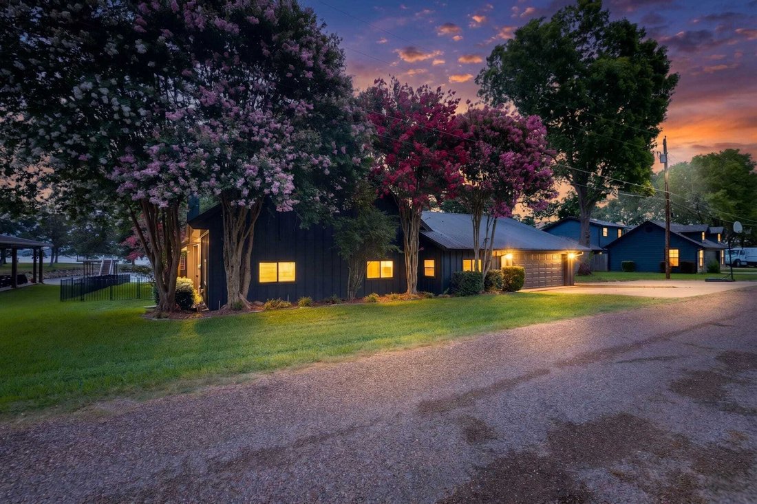 House in Gun Barrel City, Texas, United States 3 - 18415879