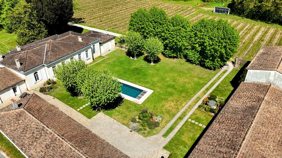 House in Podensac, Nouvelle-Aquitaine, France 4 - 18414530