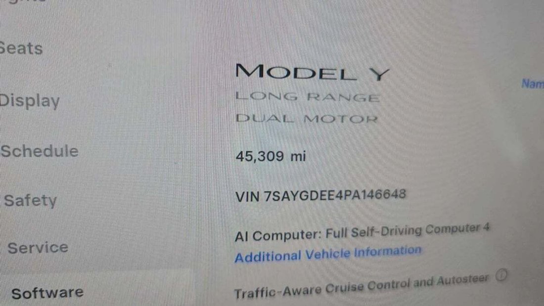 Suv in Newport Beach, CA, United States 4 - 18412272