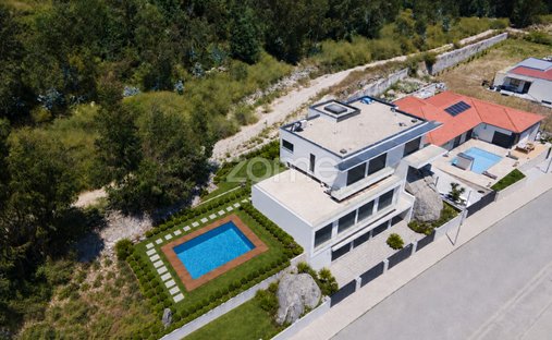 Casa a Ferreiros, Prozelo e Besteiros, Braga, Portogallo 1
