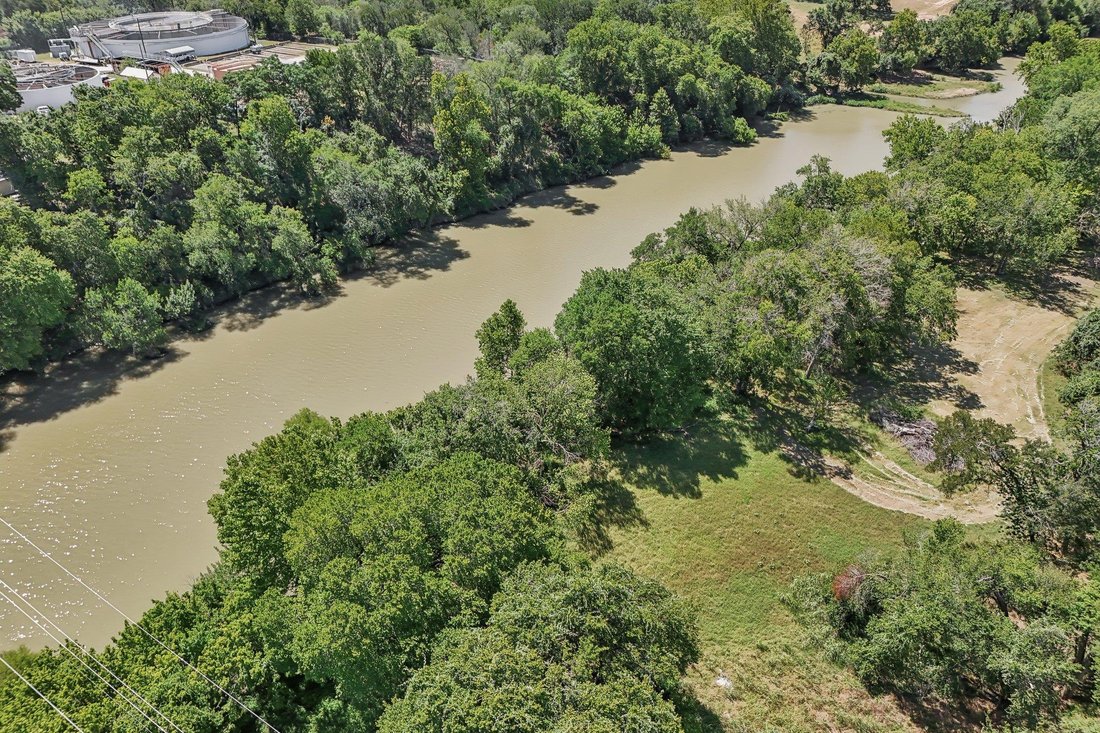 House in Bastrop, Texas, United States 3 - 18408044