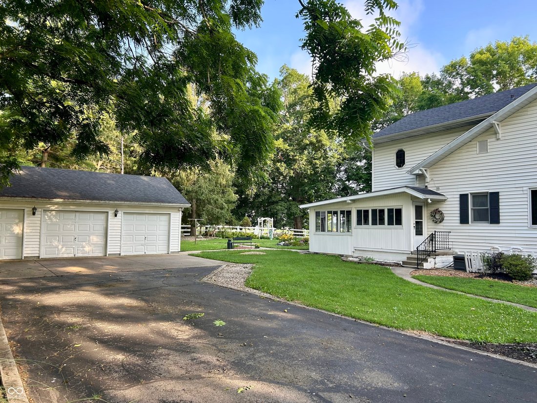 House in Middletown, Indiana, United States 3 - 18417352