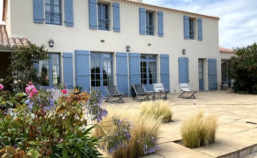 Villa in Noirmoutier Centre, Noirmoutier-en-l'Île, France 1