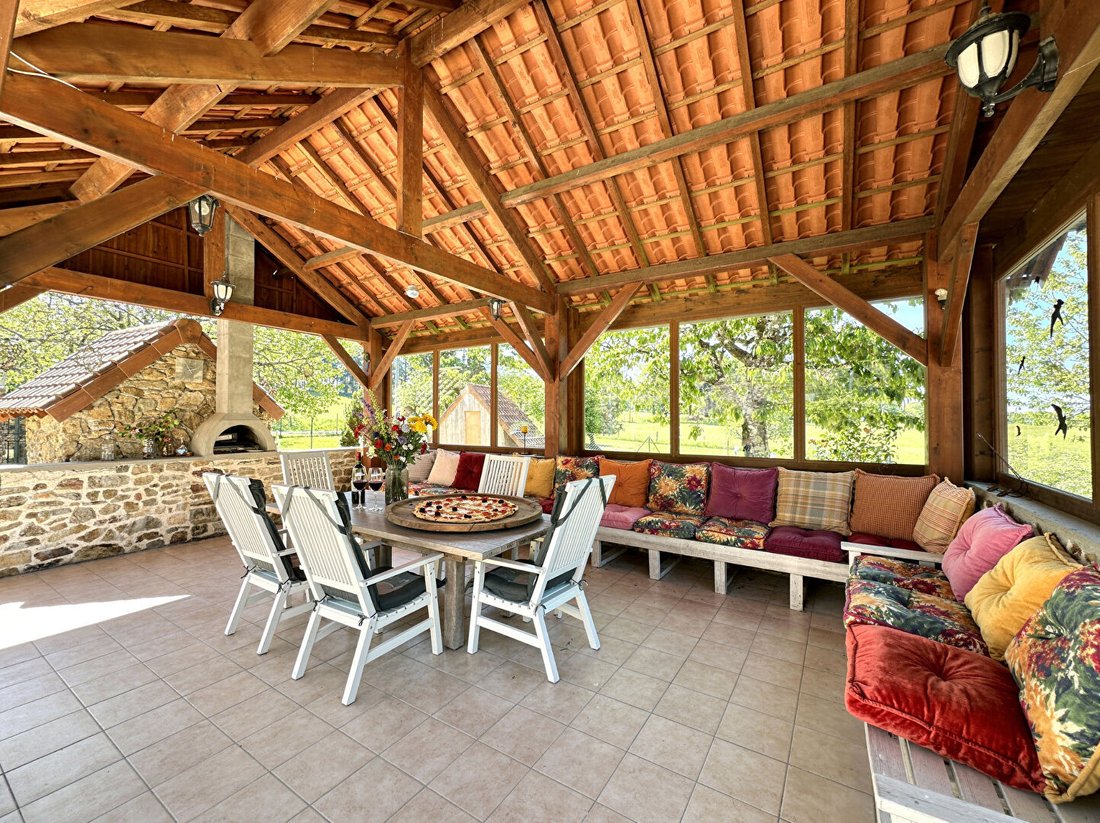 Villa in Saint-Jory-de-Chalais, Nouvelle-Aquitaine, France 1 - 18405444