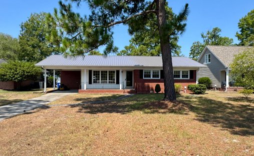 House in Lake Waccamaw, North Carolina, United States 1