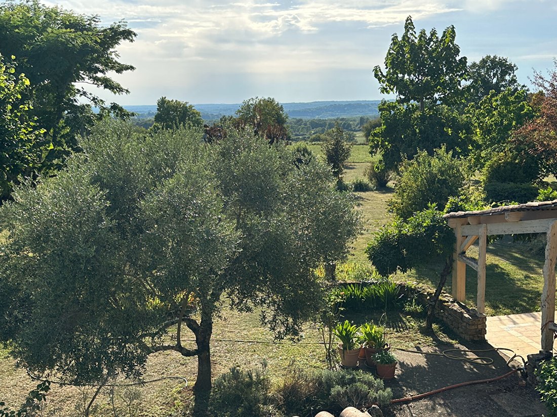 Villa in Saint-Sulpice-d'Excideuil, Nouvelle-Aquitaine, France 1 - 18405352