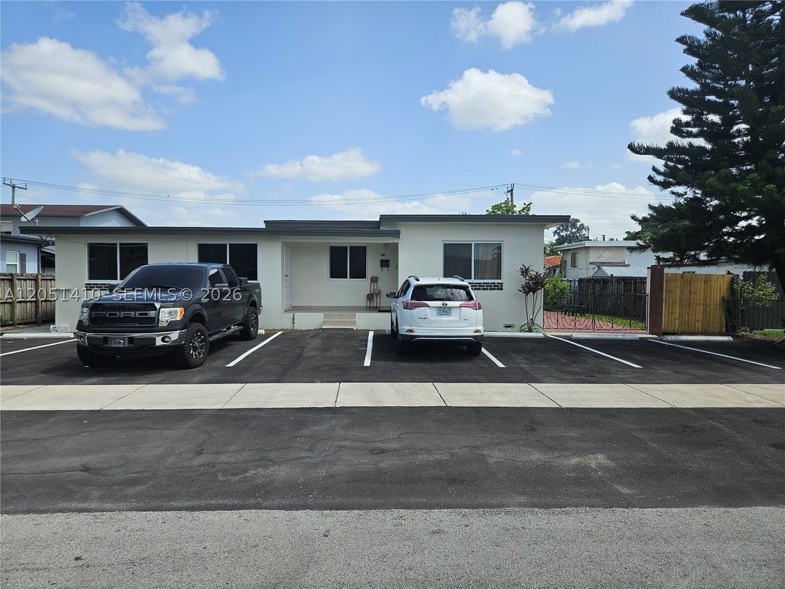 House in Miami, Florida, United States 1 - 18407427