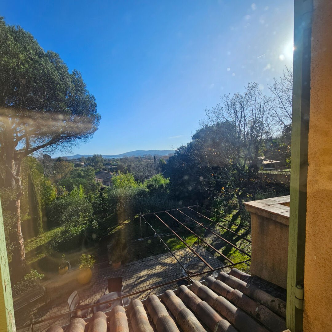 Villa in Grimaud, Provence-Alpes-Côte d'Azur, France 3 - 18405865