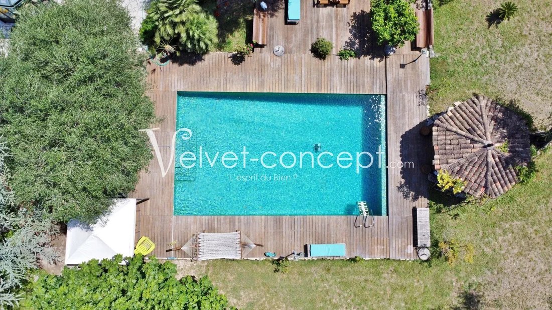 Estate in Opio, Provence-Alpes-Côte d'Azur, France 4 - 18405072