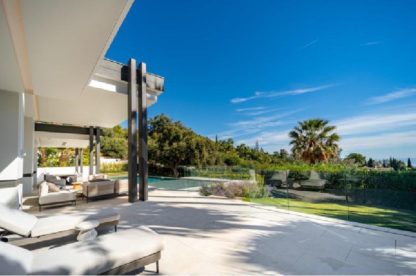 Villa in Sierra Blanca, Marbella, Spain 3 - 18408360