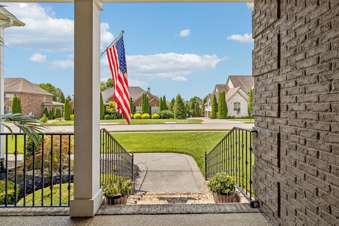 House in Hendersonville, Tennessee, United States 4 - 18413968