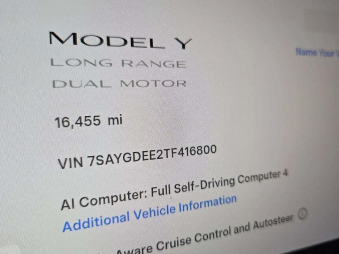 Suv in Newport Beach, CA, United States 4 - 18412266