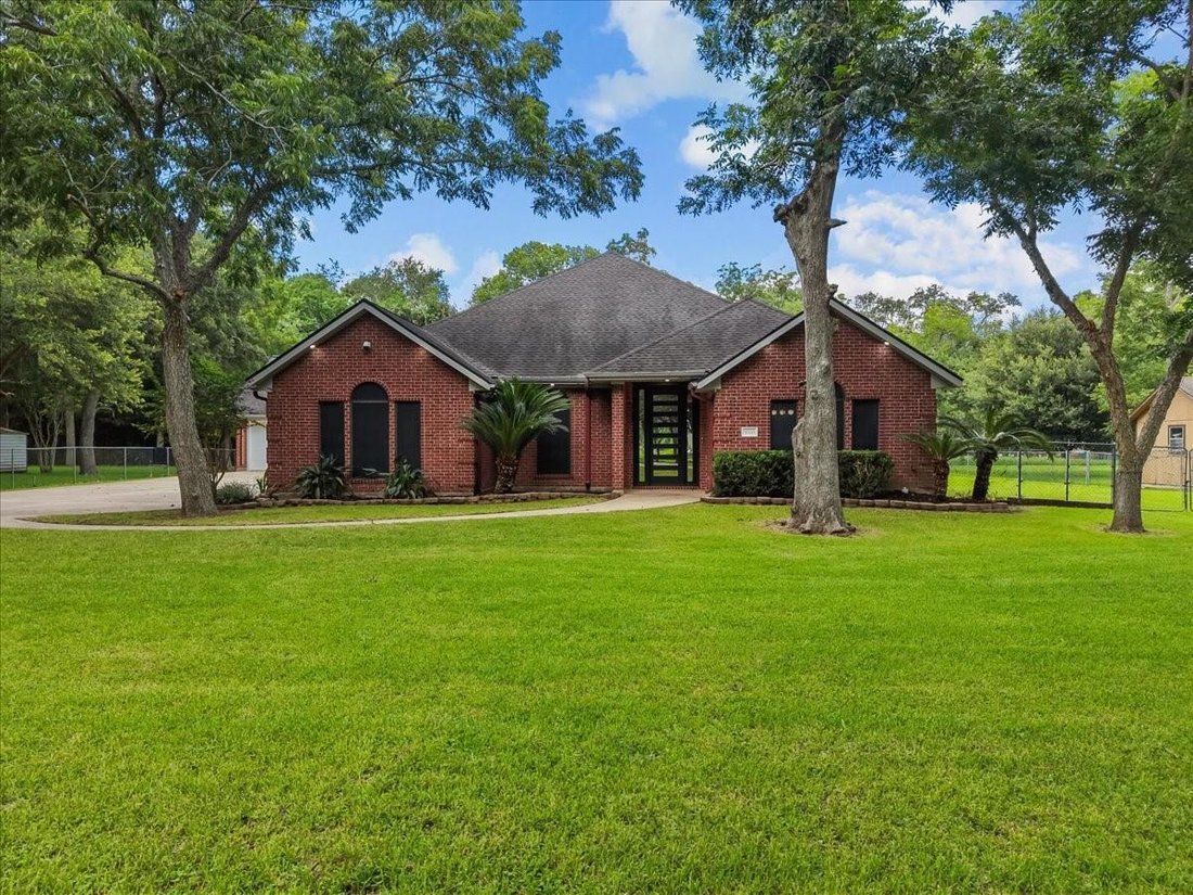 House in Hitchcock, Texas, United States 2 - 18409229