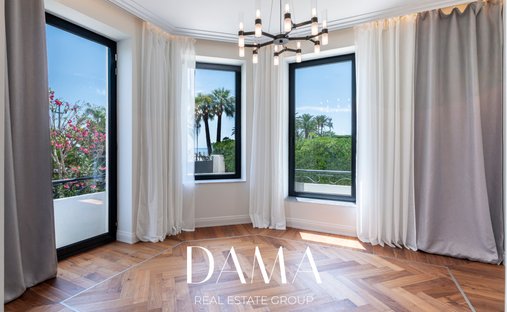 Villa in Nice, Provence-Alpes-Côte d'Azur, France 1