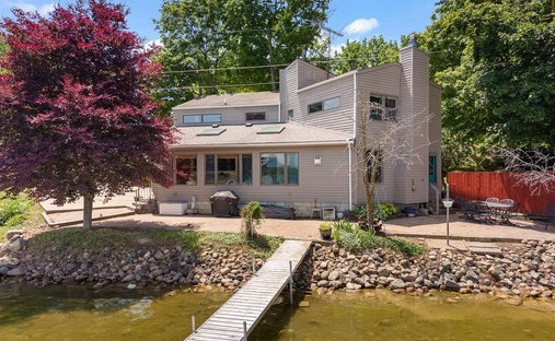 House in Manitou Beach-Devils Lake, Michigan, United States 1