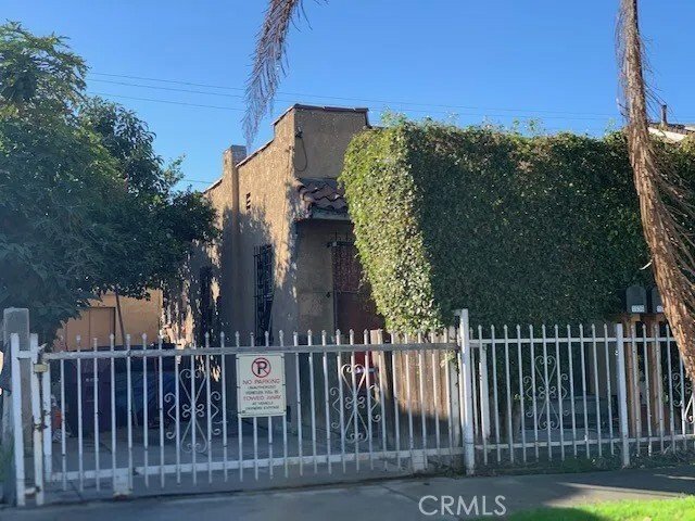 Carson, California, United States 1 - 18408490