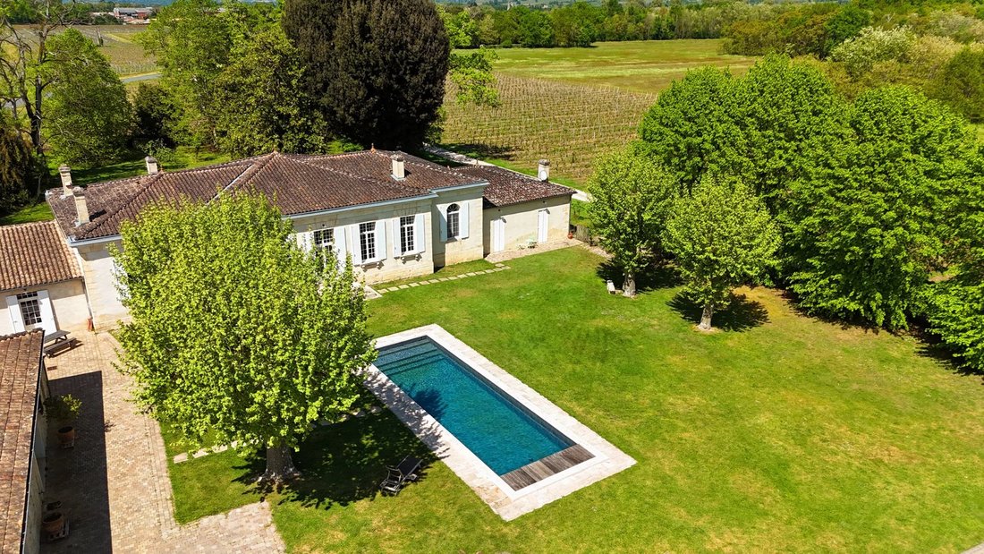 House in Podensac, Nouvelle-Aquitaine, France 3 - 18414530