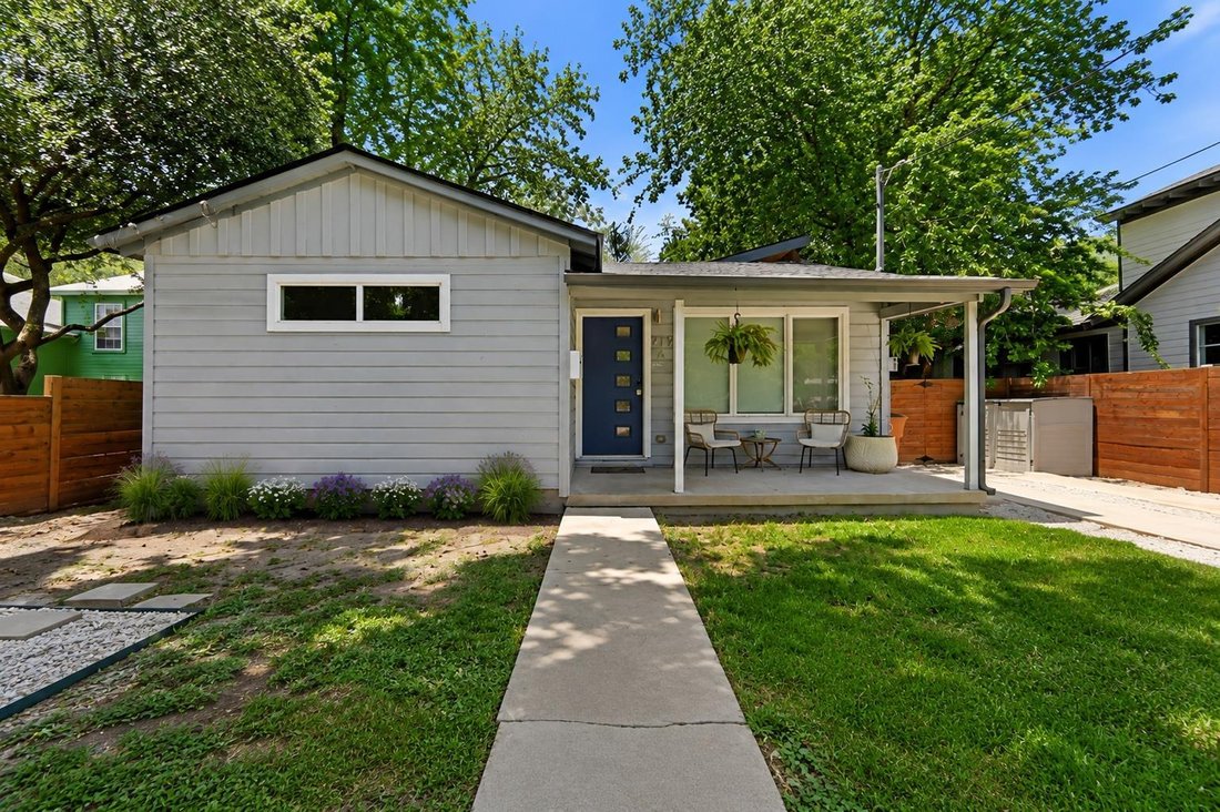 Condo in Austin, Texas, United States 1 - 18403215