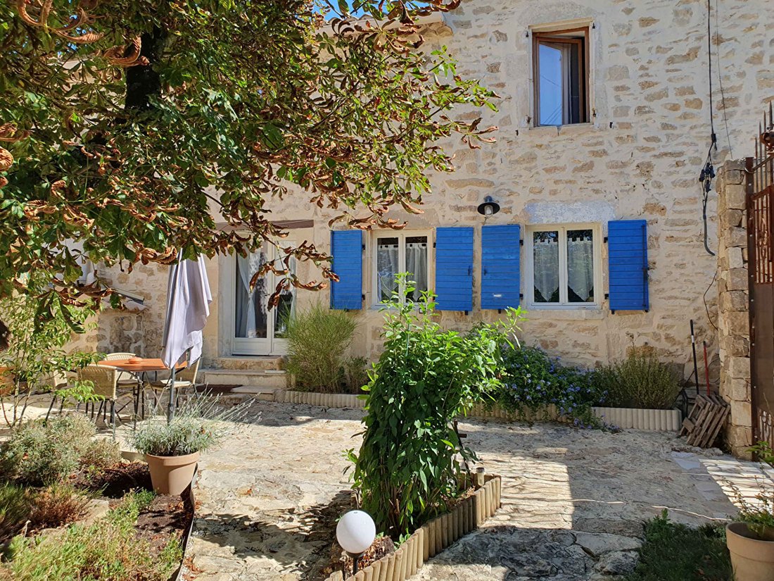 Villa in Uzès, Occitania, France 2 - 18405732