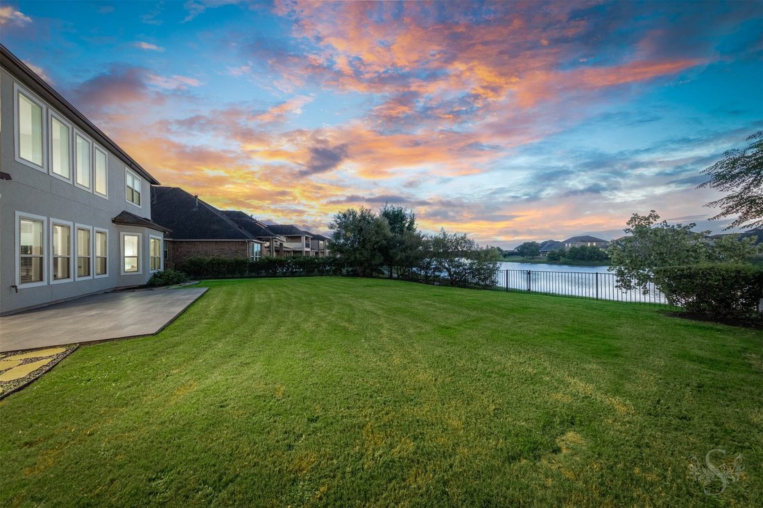 House in Fulshear, Texas, United States 2 - 18409074