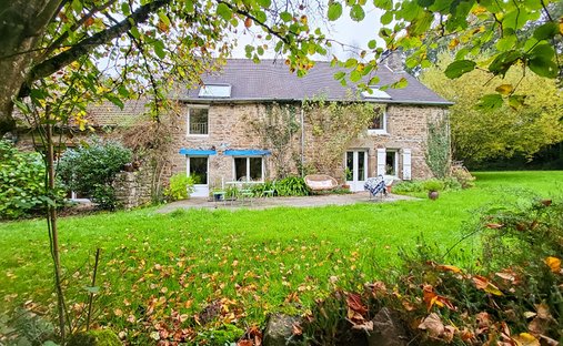Villa in Pleudihen-sur-Rance, Brittany, France 1