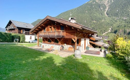 Chalet à Chamonix-Mont-Blanc, Auvergne-Rhône-Alpes, France 1