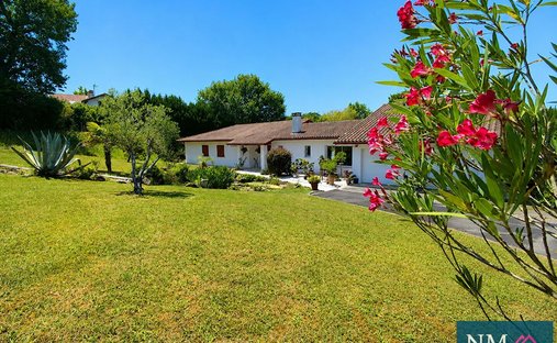House in Urcuit, Nouvelle-Aquitaine, France 1