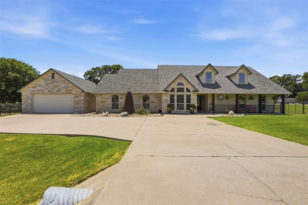House in Granbury, Texas, United States 2 - 18414979