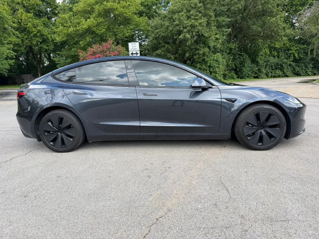 Sedan in Franklin, TN, United States 5 - 18409703