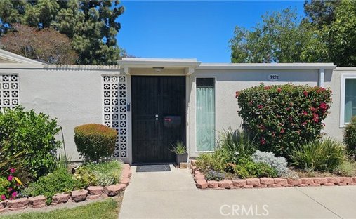 Co Op in Laguna Woods, California, United States 1