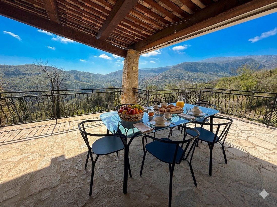 Villa in Tourrettes-sur-Loup, Provence-Alpes-Côte d'Azur, France 3 - 18404232