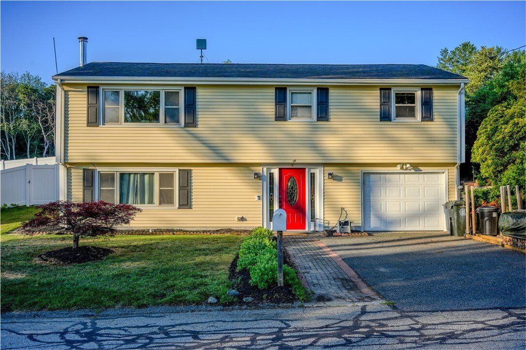House in Swansea, Massachusetts, United States 1 - 18417265