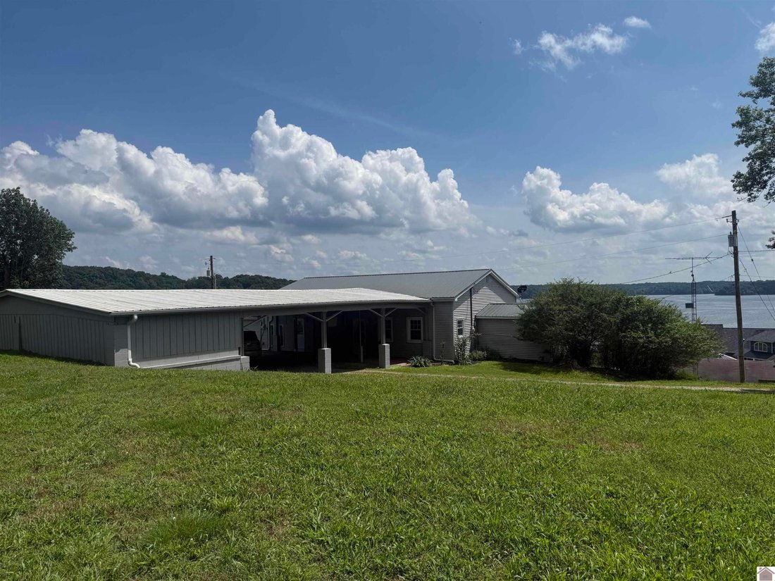 House in Eddyville, Kentucky, United States 1 - 18407335