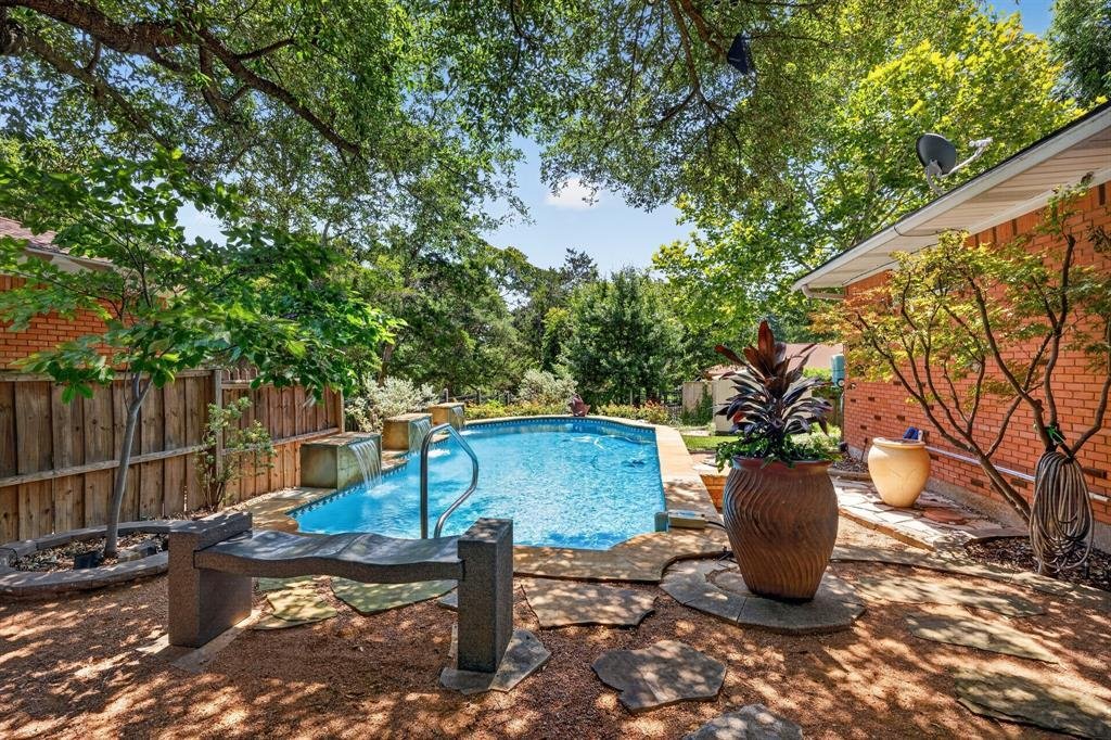 House in Dallas, Texas, United States 1 - 18408877