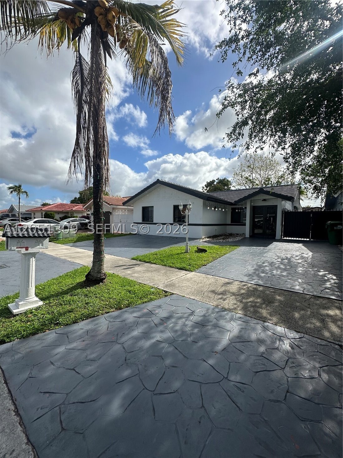 House in Miami, Florida, United States 1 - 18407458