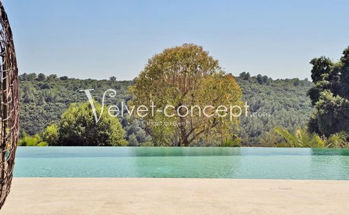 Villa in Bois Fleuri-Chevre d'Or-Saint Philippe, Biot, France 1
