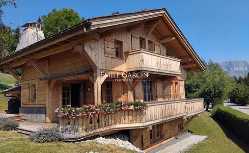 Villa in Combloux, Auvergne-Rhône-Alpes, France 1