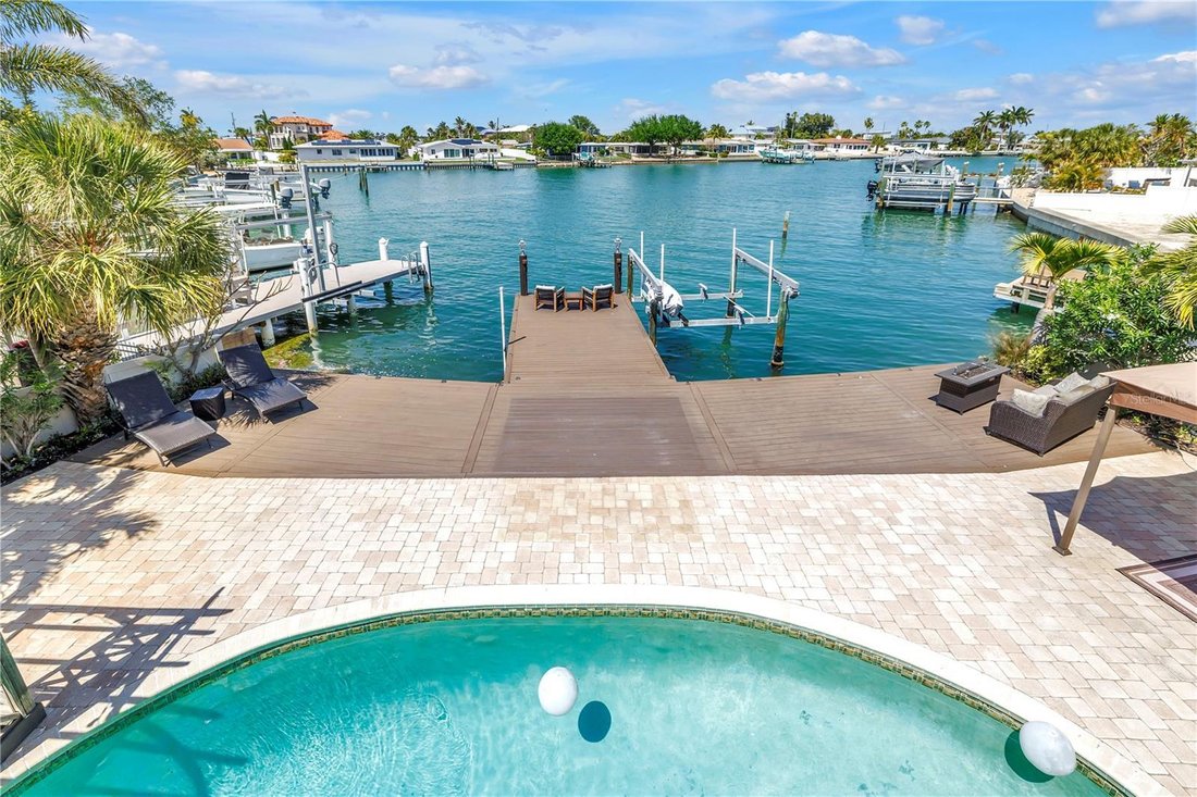 House in St. Pete Beach, Florida, United States 2 - 18403422