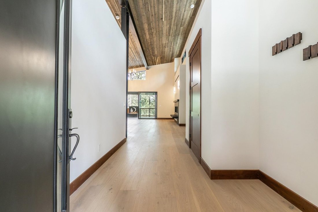 House in Truckee, California, United States 4 - 18257207