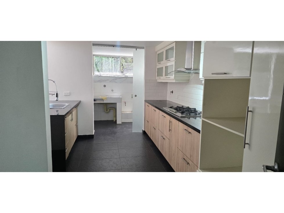 Apartment in Medellín, Antioquia, Colombia 3 - 18410962