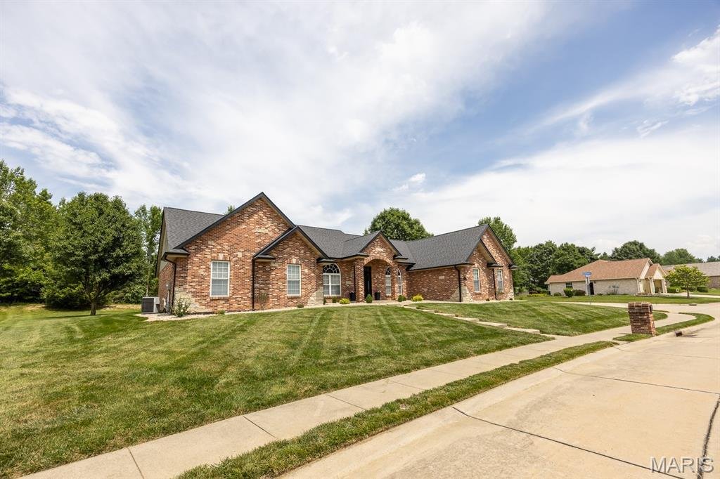 House in O'Fallon, Illinois, United States 2 - 18416275
