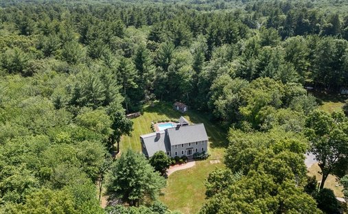 House in Hopkinton, Massachusetts, United States 1